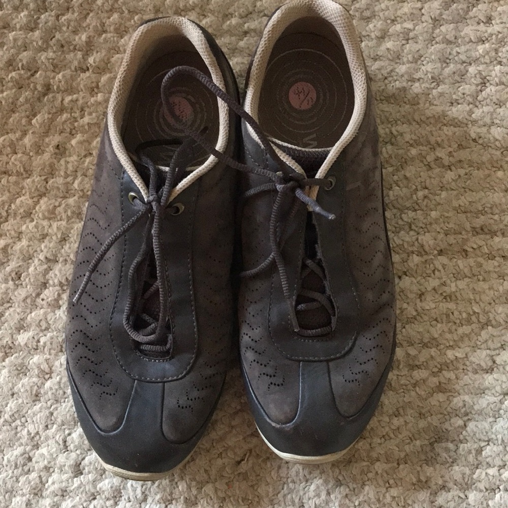 Dr. Andrew Weil shoes size 11